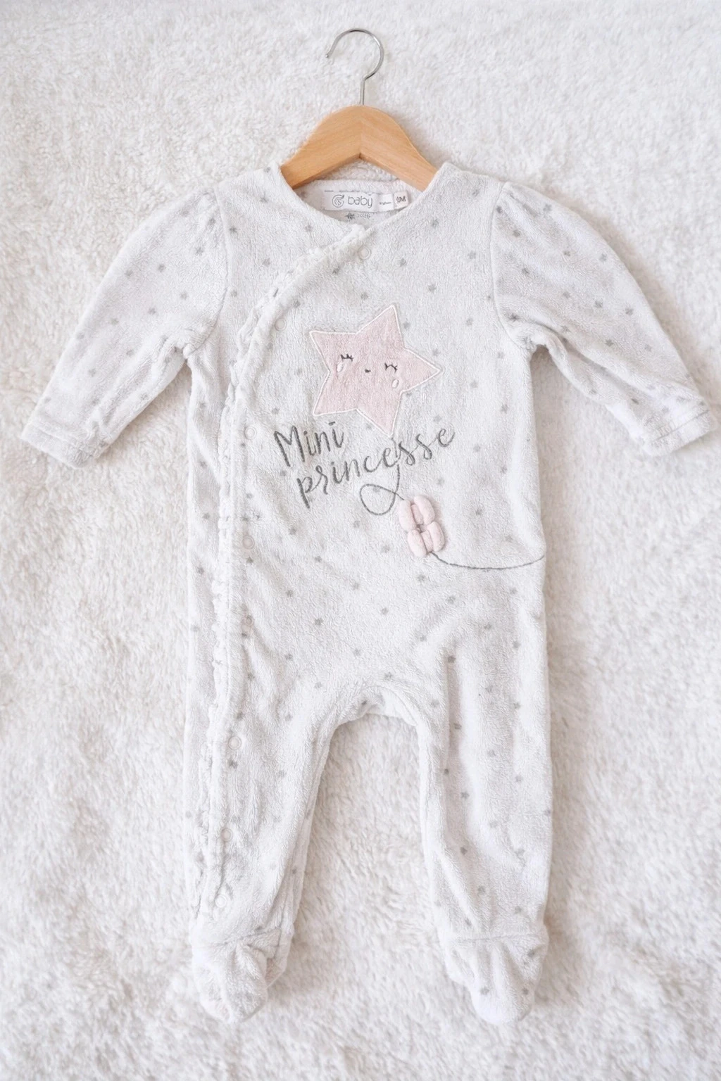 Lote de 6 pijamas para bebé menina 6 meses Disney, Minnie, Bambi e outros - Muito bom estado – photo 5